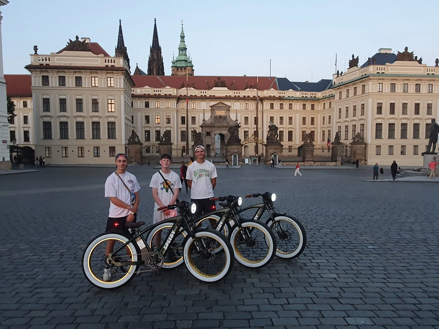 e bike tour prague