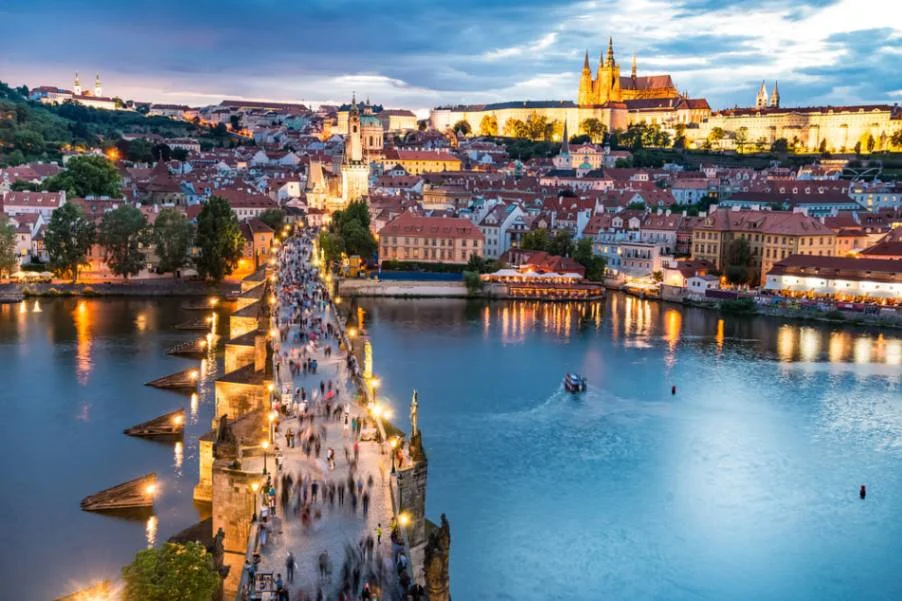 night tours of prague